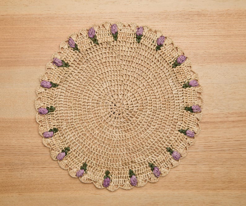 Tulip Floral Placemat – Hand-Crocheted Raffia – Spring Table Decor – Easter Table Setting – Handmade by Artisans in Madagascar