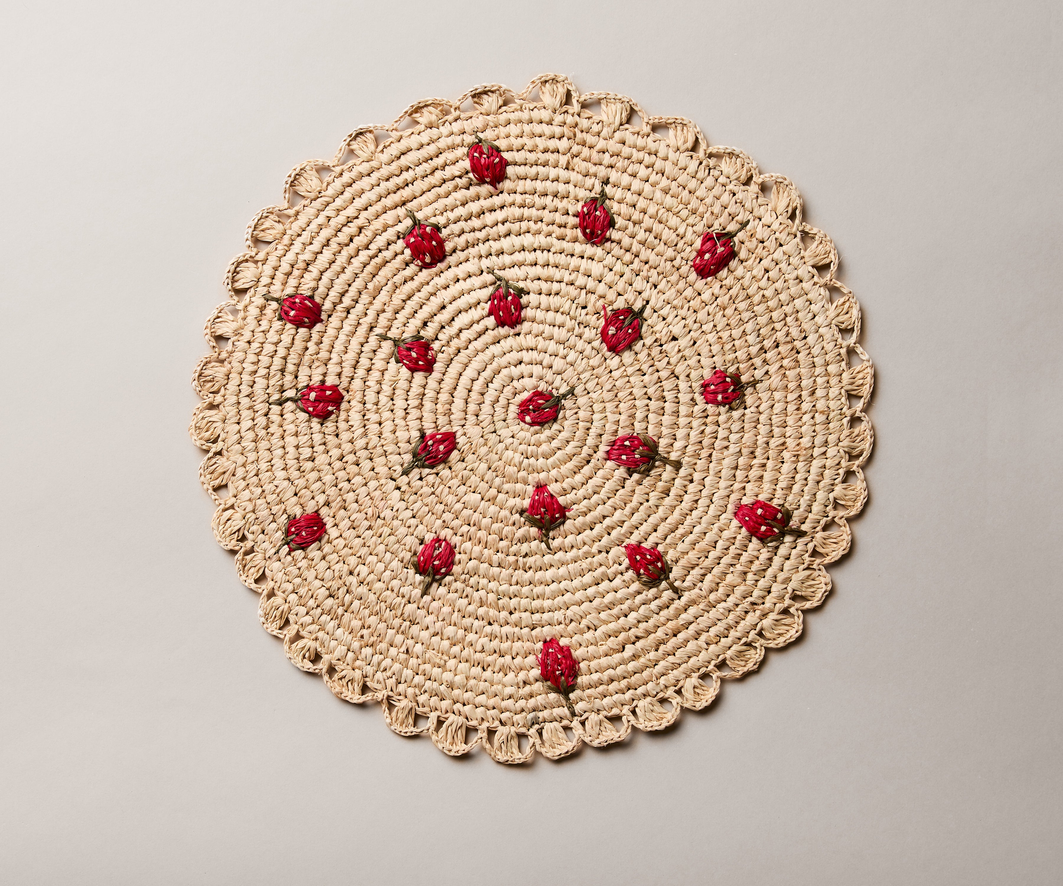 Scattered Strawberry Hand-Crocheted Raffia Palm Round Placemat