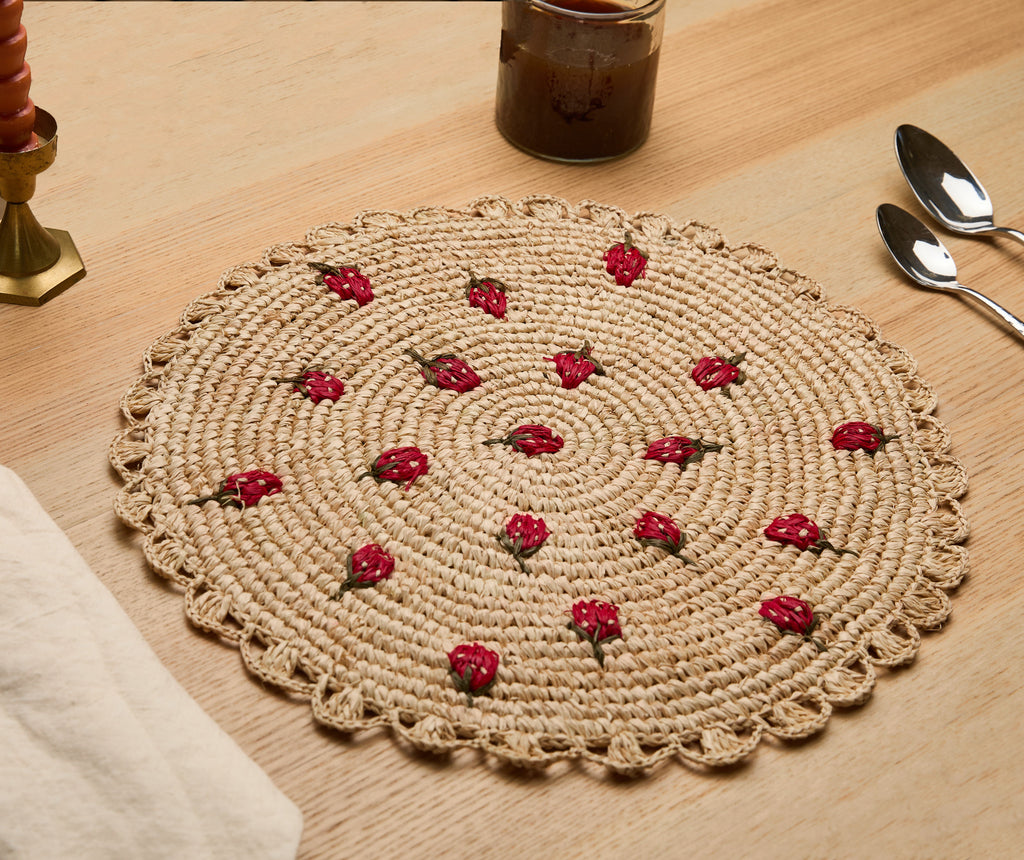 Scattered Strawberry Hand-Crocheted Raffia Palm Round Placemat