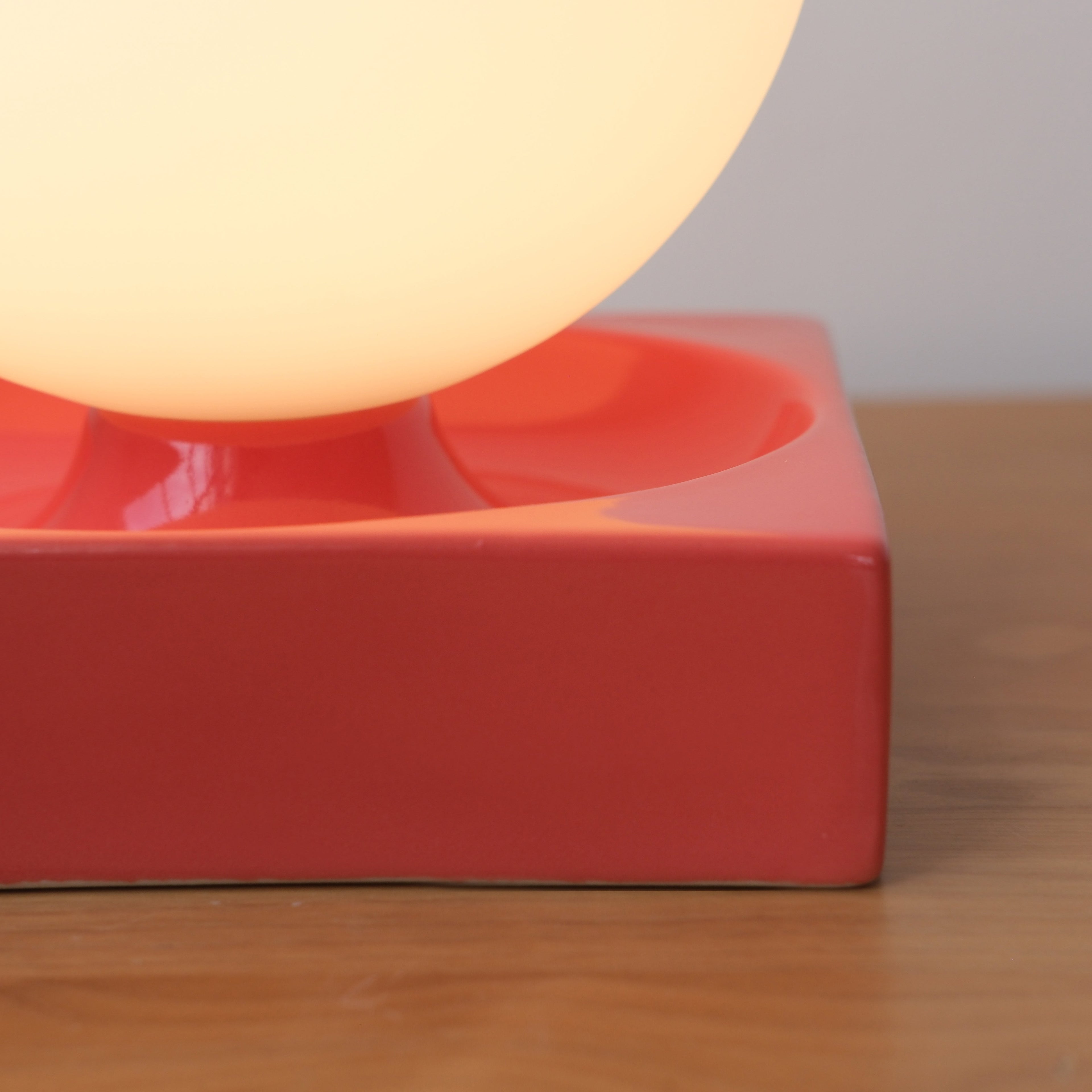 Cubic Table Lamp