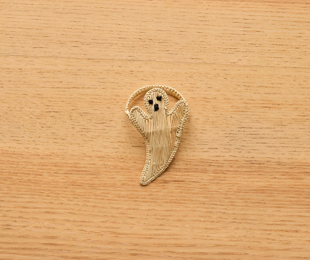 Handmade Rattan Ghost Napkin Ring for Halloween Table Setting, Rustic Fall Decor, Boho Spooky Party Napkin Holder, Natural Wicker Accent